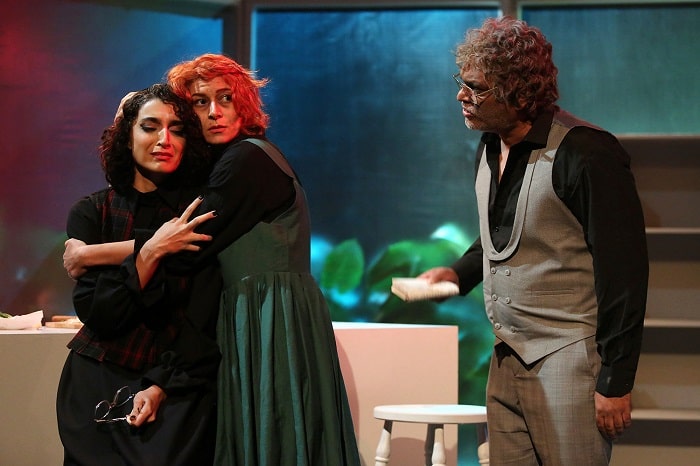 روایت صالحی از نمایش «اوج طوفان»؛ ترومای یک نویسنده/ تئاتر نباید تعطیل شود 