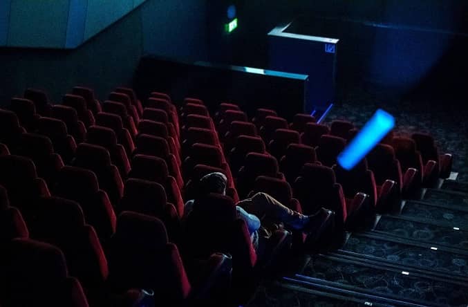 حال گیشه سینمای ایران خوب نیست/ هر سانس با میانگین ۱۵ مخاطب!
