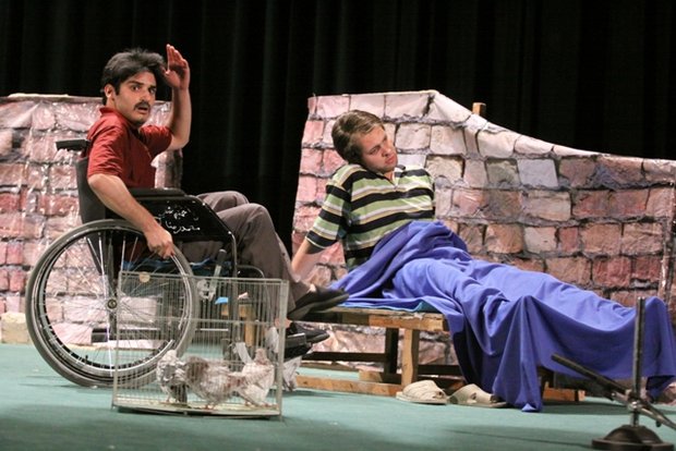 ۲۰ نمایش در پنجمین جشنواره تئاتر معلولان کویر در یزد روی صحنه رفت