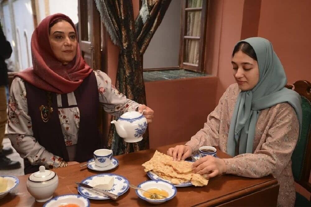 شبکه مخفی زنان از چه حرف می‌زند؟ | آزادی زنان یا اختناق رضاشاهی 