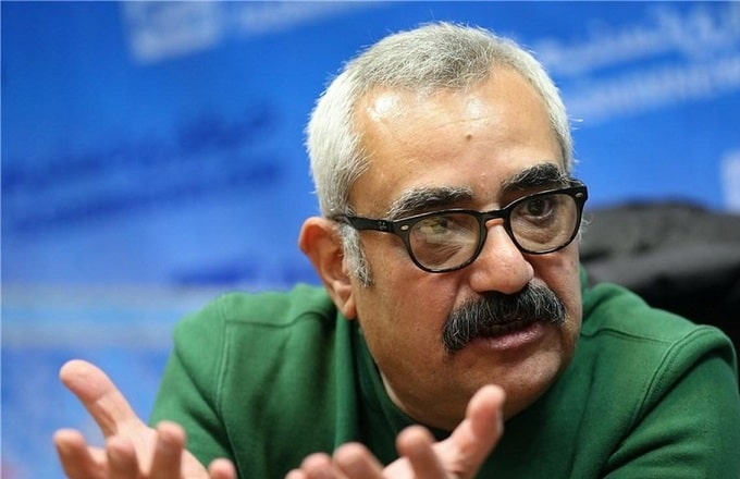 فرزاد موتمن «خرچنگ» را نمی‌سازد/ «شبگرد» همچنان در صف اکران