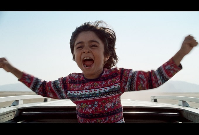 «جاده خاکی» بهترین «فیلم اول» سال ۲۰۲۲ به انتخاب مجله کایهدوسینما شد «جاده خاکی» بهترین «فیلم اول» سال ۲۰۲۲ به انتخاب مجله کایهدوسینما شد