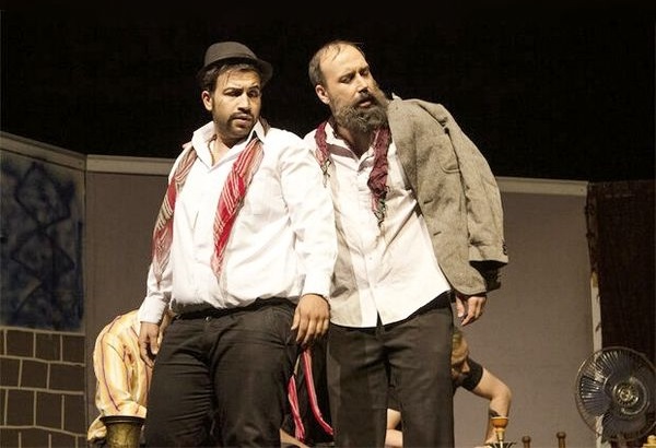  نگاهی به نمایش «نوکر شیطان» با توجه به ظرفیت درام ایرانی/ لمپن‌ها مشغول لاف‌زنی هستند 