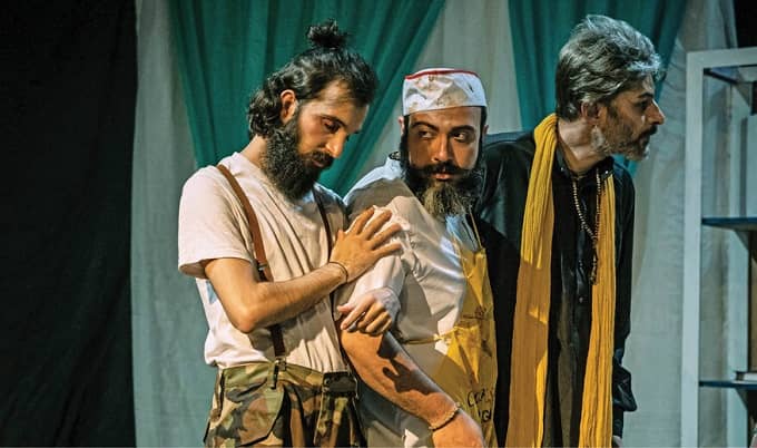 تئاتر، تفریح نیست، شغل است