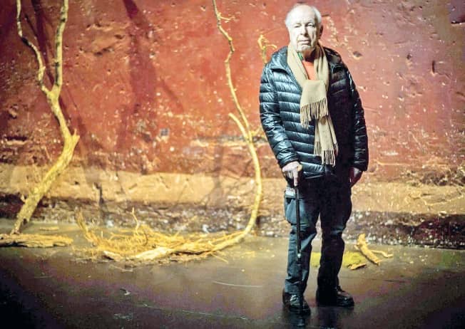 پیام‌های پیتر بروک از آن دنیا برای کارگردانان تئاتر ما / تقلیدِ واقعیت به خوردِ انسان هوشیار نمی‌رود