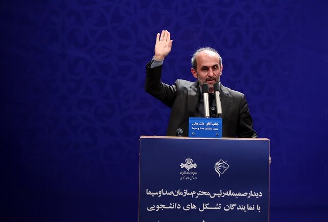 رییس صداوسیما: از هر پلتفرمی که قوانین را رعایت نکند شکایت می‌کنیم