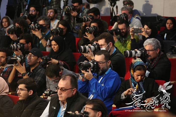 حاشیه‌نگاری از روز پنجم جشنواره فیلم فجر؛ شلوغ‌ترین روز جشنواره فجر و امان از دوربین‌های بدون سوژه