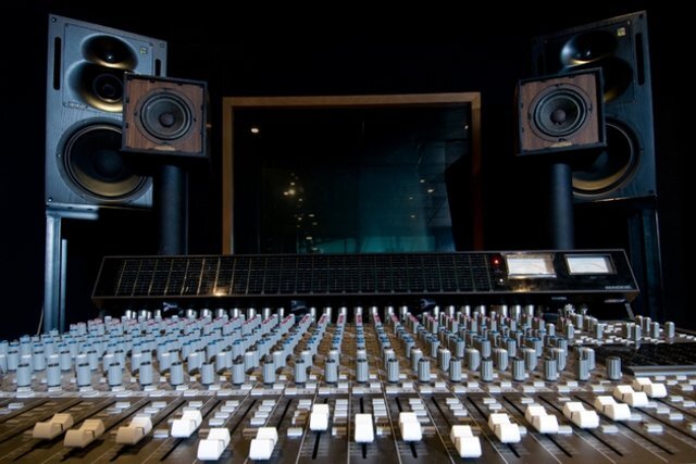  پخش زنده افتتاحیه جشنواره تئاتر فجر از ۲ شبکه