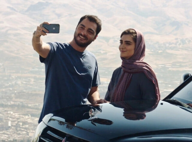  جدال بر سر «سقوط» بالا گرفت/ نامه رییس صداوسیما به رییس‌جمهور