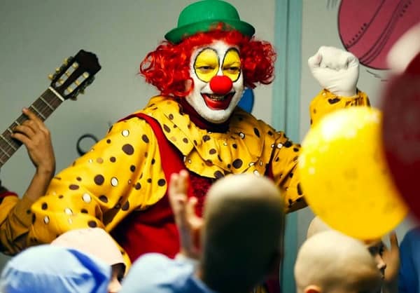  نمی‌خواستیم از وضعیت وخیم کاراکترها تصویری نشان دهیم/ ورود یک بازیگر فیلمنامه را تغییر داد 