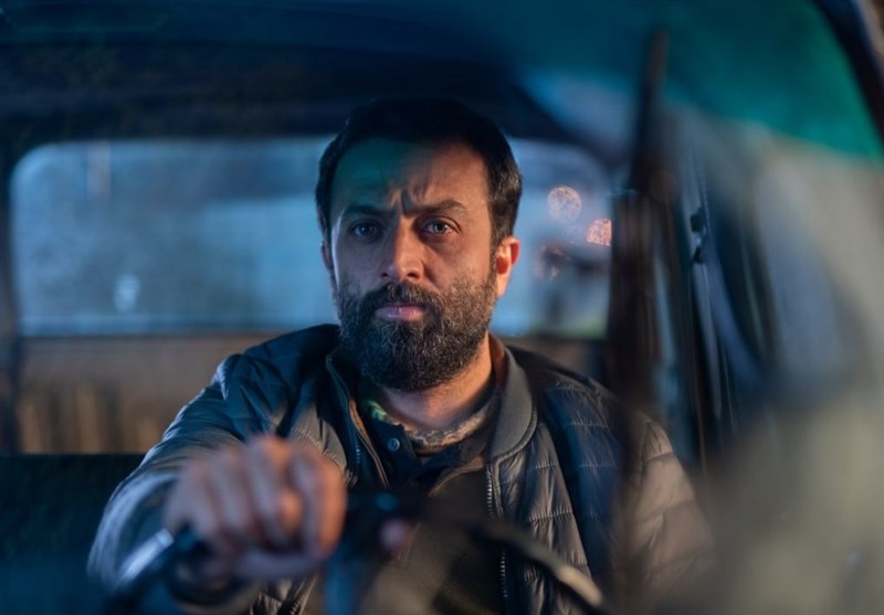 نگاهی به «عطرآلود»؛ عطر آن است که خود ببوید!