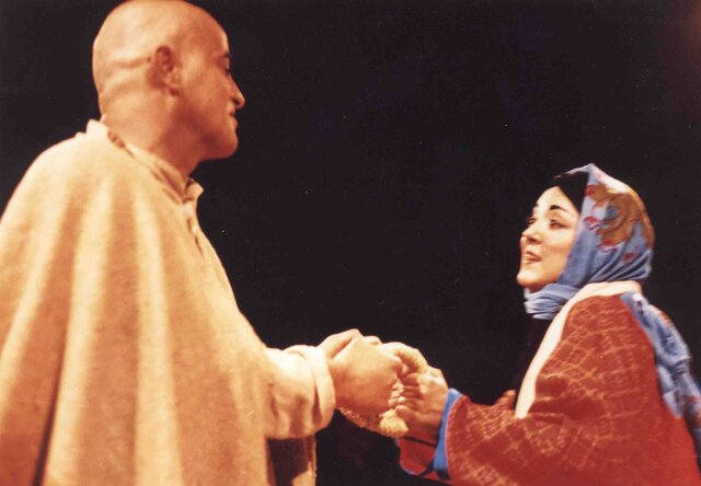 هفدهمین جشنواره تئاتر فجر- ضیافتی با حضور جمشید مشایخی، گوهر خیراندیش، پرستو گلستانی ، بهروز بقایی و...