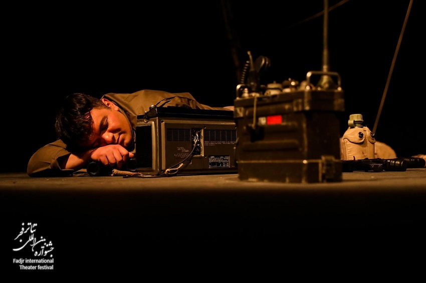 گزارش تصویری نمایش‌های جشنواره تئاتر فجر- نمایش آخرین نامه به کارگردانی مهسا بایرام زاده