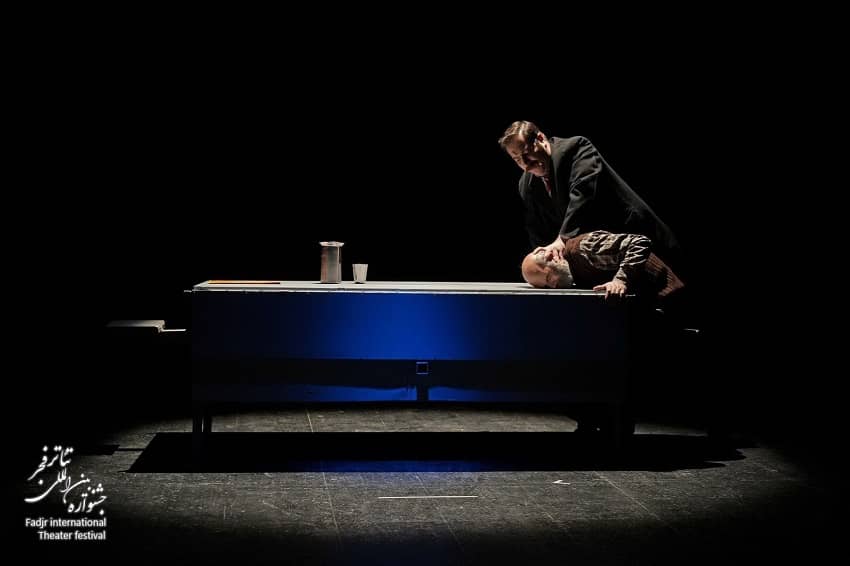 گزارش تصویری نمایش‌های جشنواره تئاتر فجر- «آهوان» به کارگردانی محمد جهانپا