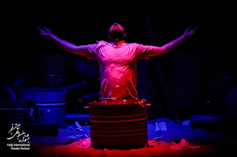 گزارش تصویری- «جاودانگی» به کارگردانی اصغر گروسی/ جشنواره تئاتر فجر