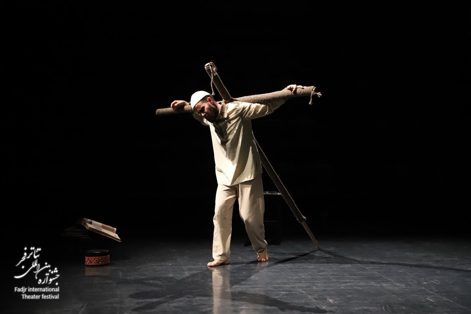 گزارش تصویری نمایش‌های جشنواره تئاتر فجر- «ژیک» به کارگردانی ناصر عاقبتیان