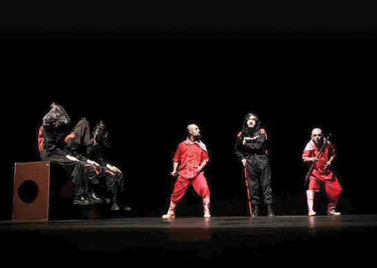  درباره تئاتر امروز و نمایش‌هایی که این روزها روی صحنه می‌روند/ در غیاب حرفه‌ای‌ها 