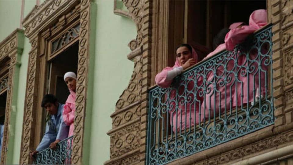 اجازه نداشتم به برخی بیماران اعصاب و روان نزدیک شوم/ دیوانه کیست؟