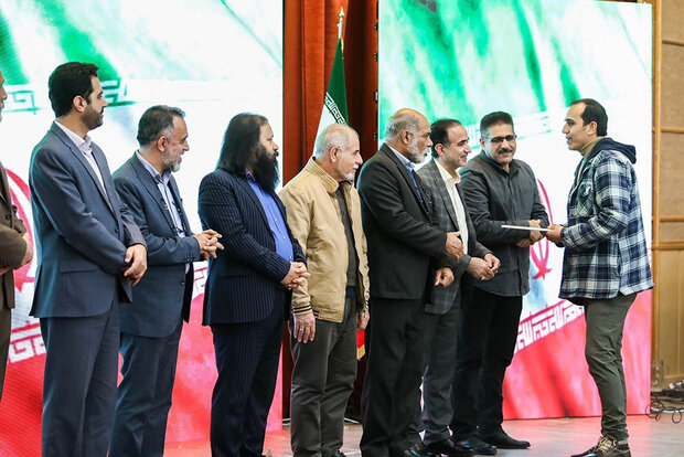  پایان جشنواره منطقه‌ای تئاتر فجر در کرمانشاه/ ۴ گروه نمایشی برتر معرفی شدند