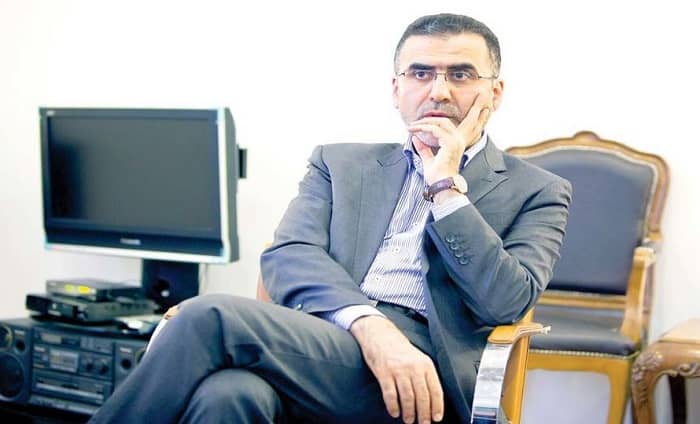 سینمای ایران به پدیده‌ای سیاسی تبدیل شده است 