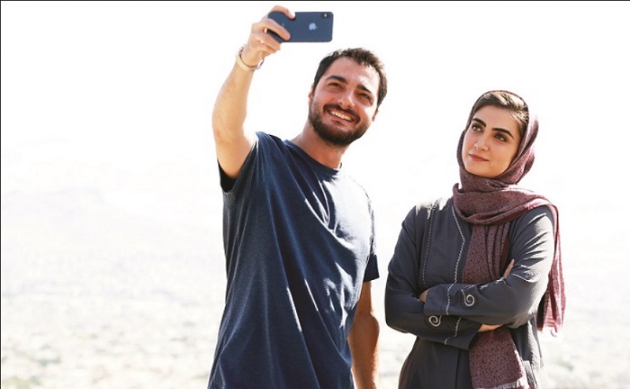 جامعه به جریان عادی تولید و پخش شبکه نمایش خانگی نیاز دارد/ ساتور را زمین بگذار برادر