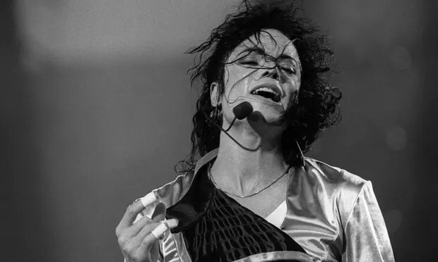  زندگی مایکل جکسون مقابل دوربین