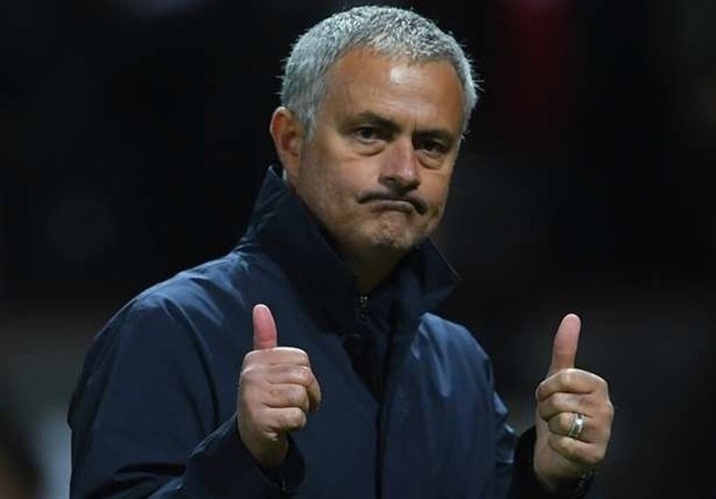 مورینیو در نقش شخصیت منفی جیمز باند 