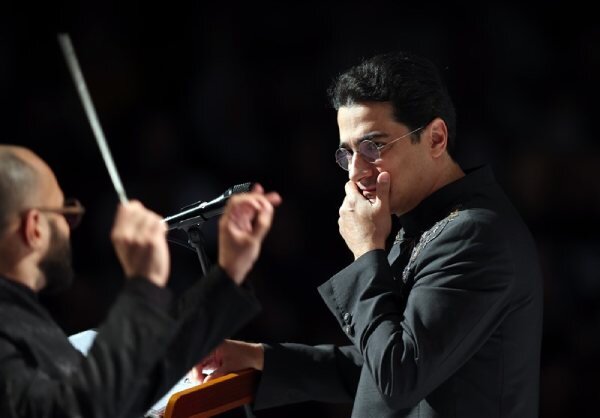 فیلم- دعوت از همایون شجریان برای کنسرت در خراسان رضوی