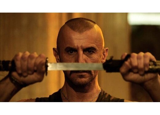 نامحرم سر لیلا حاتمی را نبینند