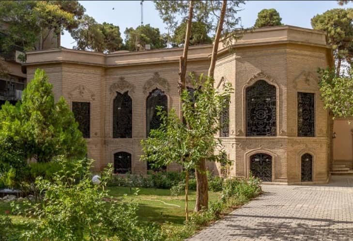 فارابی و مدیریت ریچ‌کیدزی در سینما!