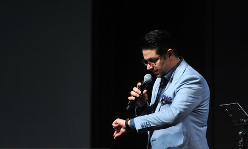 حجت اشرف زاده به آرزویش رسید/ خواندن از عشق برای شما 