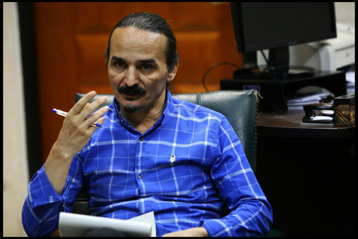 منتقد باسابقه تئاتر در بیمارستان بستری است