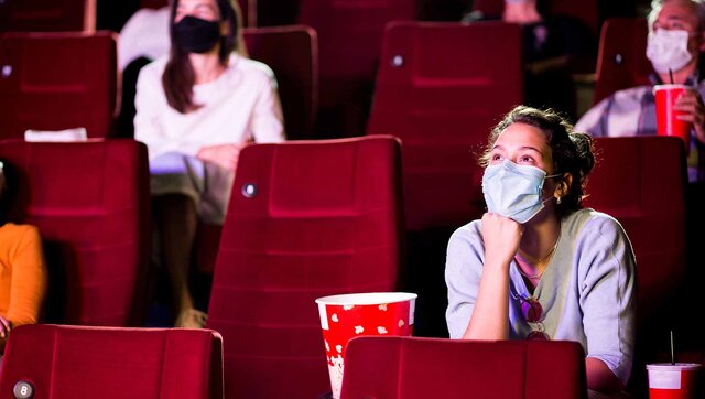  ارزان‌ترین تفریح فرهنگی جهان بر لبه تیغ