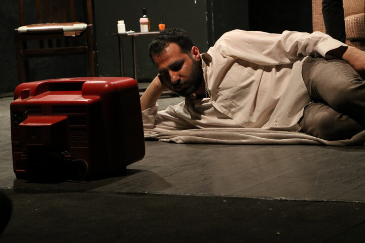 ماجرای کودکی که ادعا می‌کند فرزند یک خانواده است