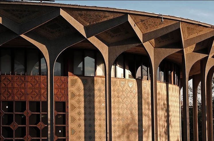 نمایش‌های روی صحنه ۵ شب تعطیل هستند