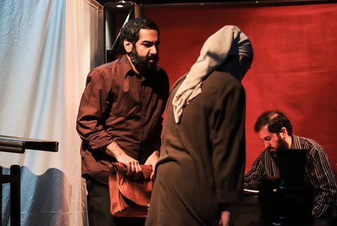 گزارش تصویری- نمایش «میز»» به کارگردانی شایان ‌شهرابی