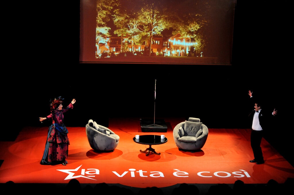 شرمنده‌ام که جذب مخاطب برایم مهم بود / تئاتر یتیمخانه‌ای است که سرپرست ندارد