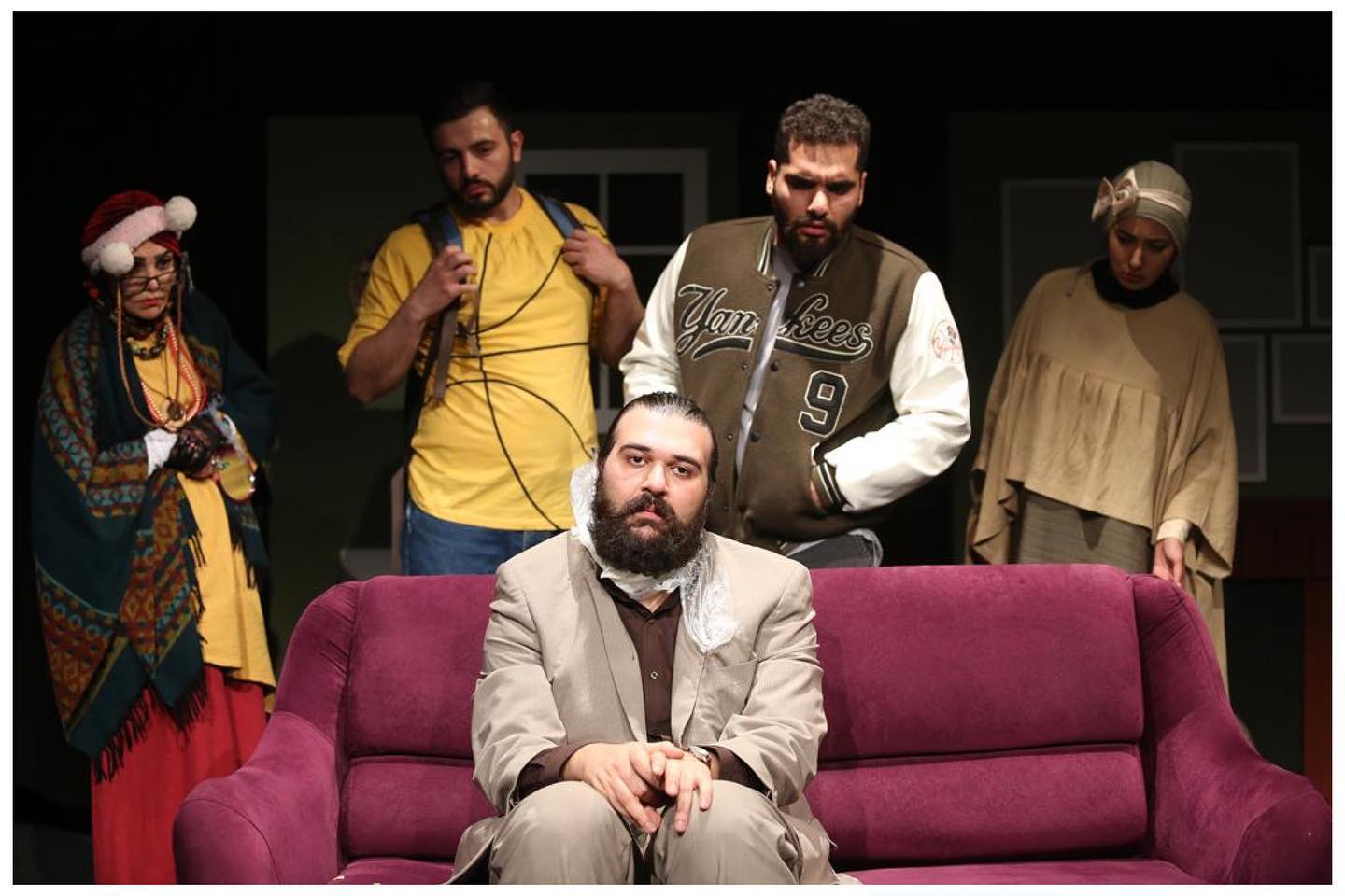 گزارش تصویری- نمایش «عمارت قدیمی» به کارگردانی سعید داخ