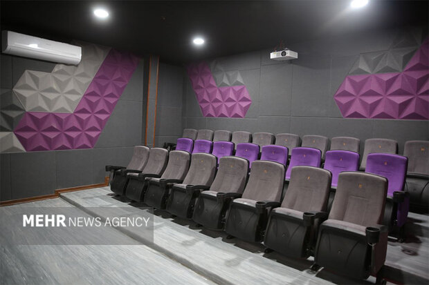 تعطیلی سینماها در روز چهارشنبه تا ساعت ۱۷/ریزش مخاطب چشم‌گیر است!