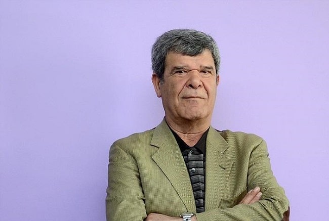 «آقای اشمیت کیه؟» درباره تغییر هویت آدمهاست/ جریان تئاتر را بیمار میبینم «آقای اشمیت کیه؟» درباره تغییر هویت آدمهاست/ جریان تئاتر را بیمار میبینم