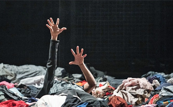 تصمیم معنادار تئاترشهر و گروه‌های نمایشی که حذف می‌شوند ولی از کار نمی‌افتند/  تجربه سر برآوردن از «هیچ» 