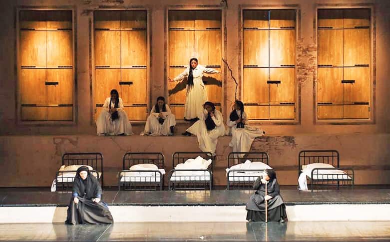 مفاهیم بنیادین نمایش در ایران ناپدید شده‌اند/ پرسش‌هایی در این باره که چرا تاریخ تئاتر نداریم؟ 