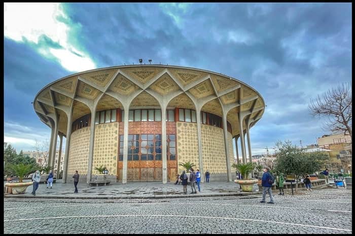 حریم تئاتر شهر باید فاخر باشد