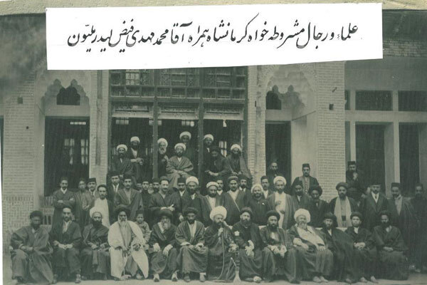 رونمایی از مستند «سَرپَتیها» همزمان با سالروز فرمان مشروطه رونمایی از مستند «سَرپَتیها» همزمان با سالروز فرمان مشروطه