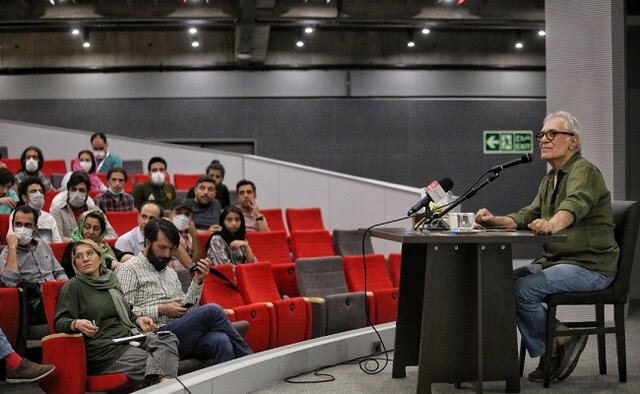  محمود کلاری: «فیلمبردار» اصطلاح درستی برای کار من نیست