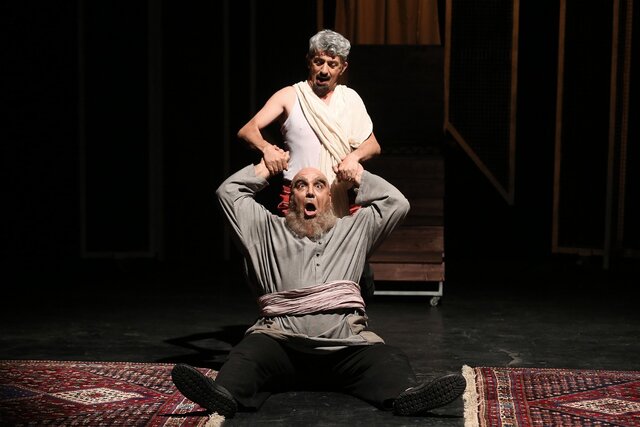  خیز جدید کرونا بر تعداد مخاطبان تئاتر تاثیر گذاشت ؟