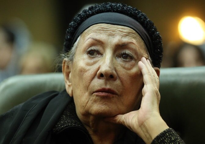 این روزهای پری صابری چطور می‌گذرد