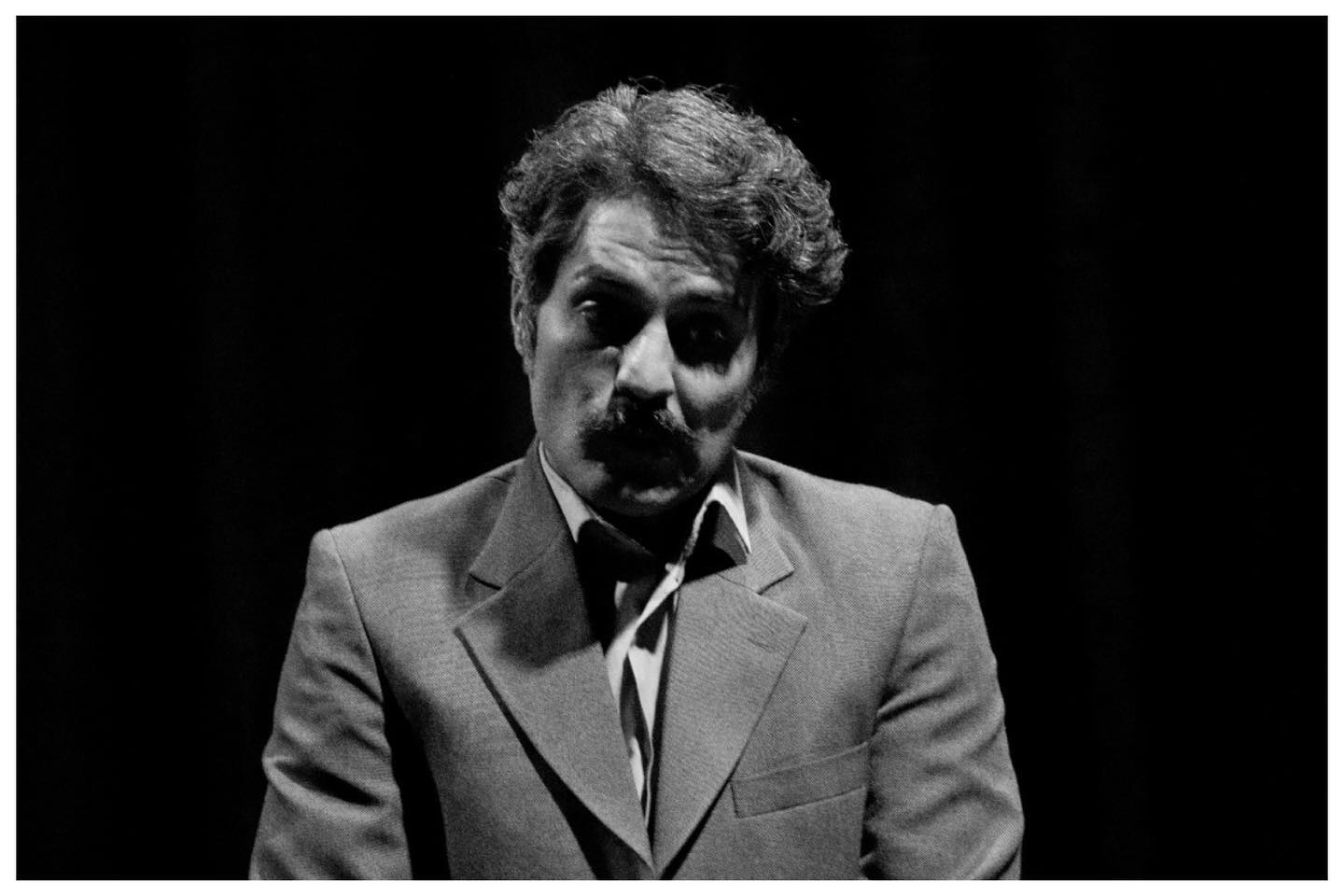 گزارش تصویری- نمایش «آخرین عاشق» به کارگردانی نادر دلشاه