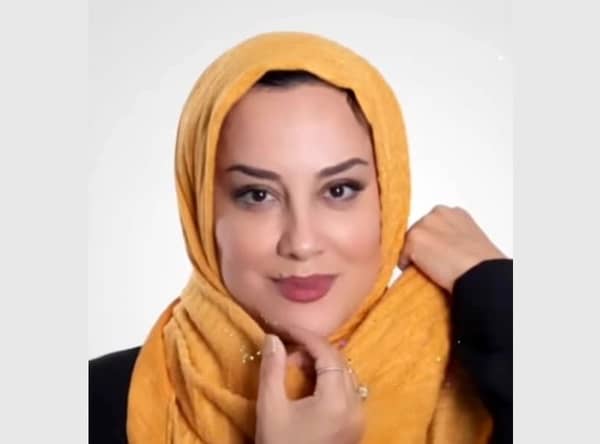 آشا محرابی با یک نمایش نوجوان در تالار هنر 