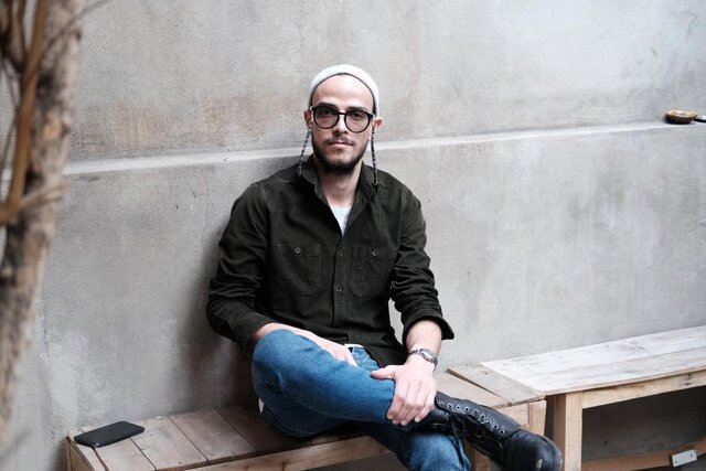 جابر رمضانی «مخاطب» را به تماشاخانه ایرانشهر می‌برد